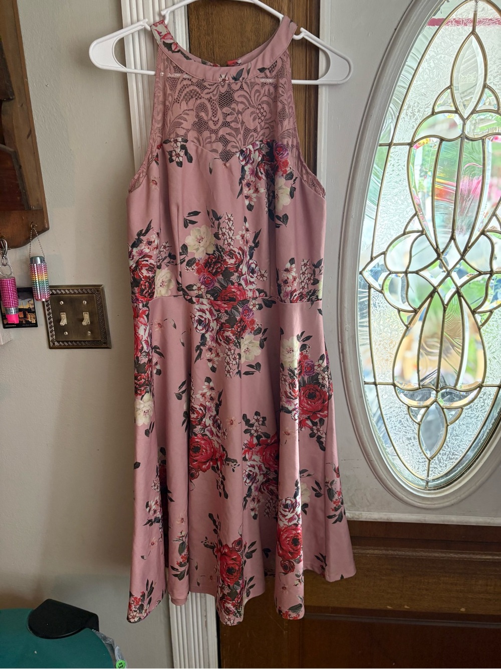 BloomChic Dusty Rose Floral Lace Yoke Midi Dress